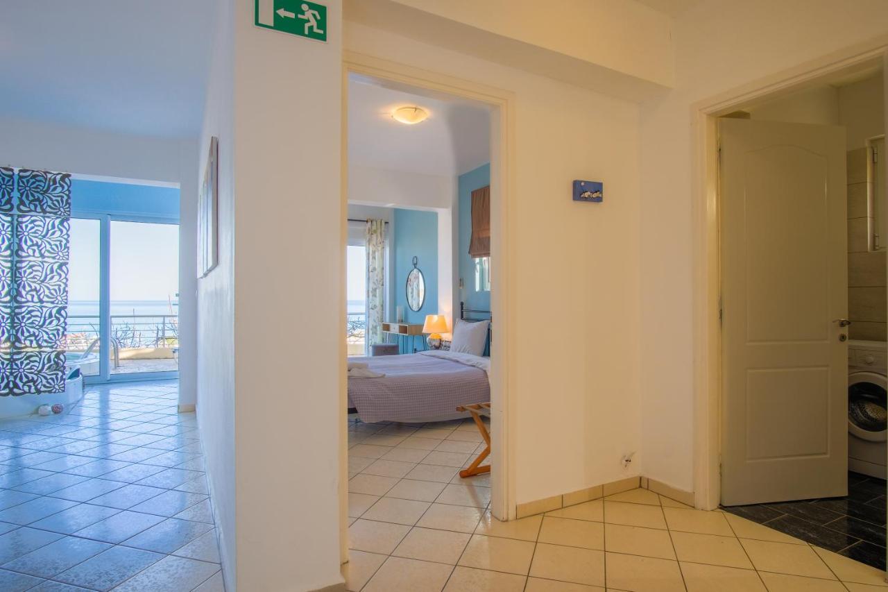 Blue Villas Agia Marina Exteriör bild